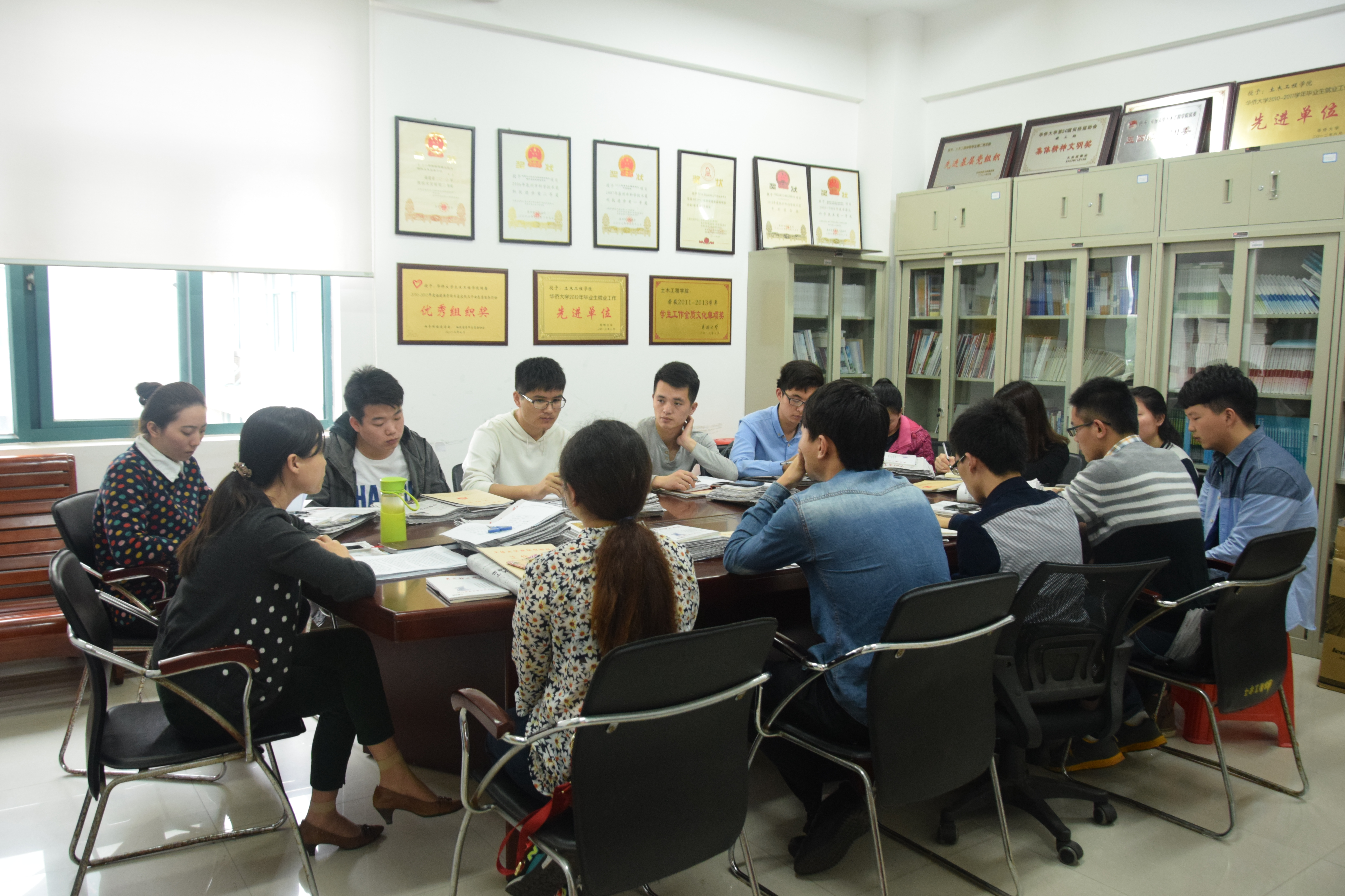 学生党支部书记工作例会现场